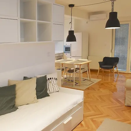 Exclusive Apartment *